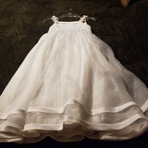 Davids bridal little girl size 6